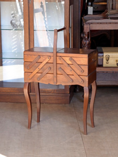 オークソーイングボックス