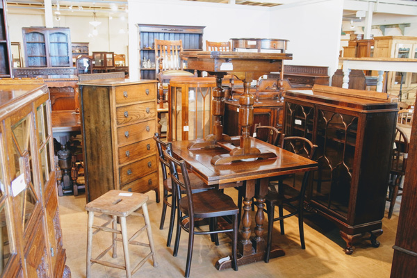 アンティーク家具、イギリスより届きました! | THE PENNY WISE