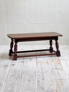 オークコーヒーテーブル