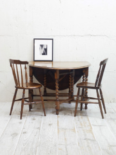 オークゲートレッグテーブル