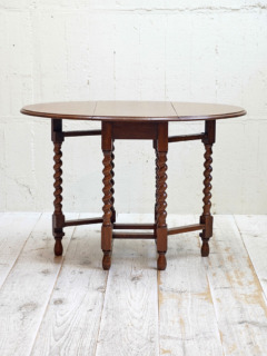 オークゲートレッグテーブル