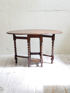 オークゲートレッグテーブル