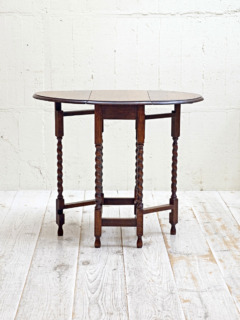 オークスモールゲートレッグテーブル