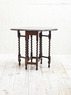 オークスモールゲートレッグテーブル