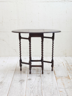 オークゲートレッグテーブル