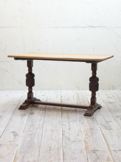 オークリフェクトリーテーブル