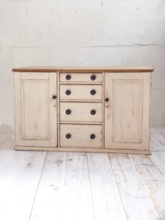 パインペイントサイドボード