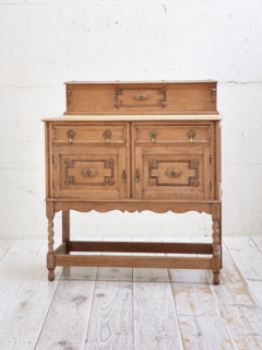 オークサイドボード