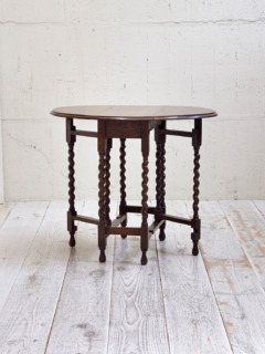 オークゲートレッグテーブル