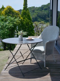 フレンチガーデンテーブル