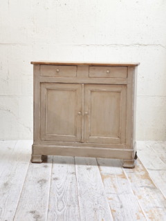 フレンチペイントサイドボード