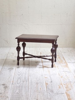 オークコーヒーテーブル