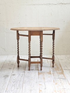 オークゲートレッグテーブル