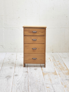 パインチェスト