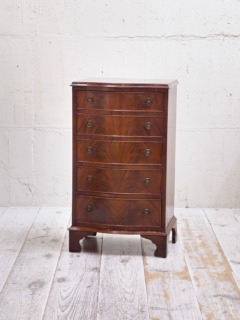 マホガニーチェスト