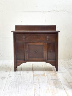 オークキャビネット