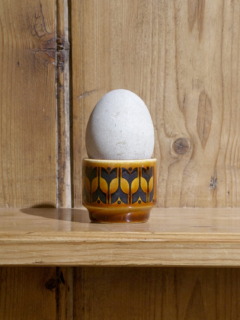 ホーンジーエッグスタンド