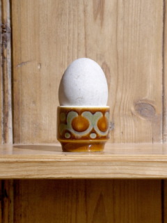 ホーンジーエッグスタンド