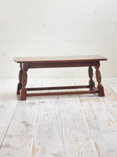 オークコーヒーテーブル