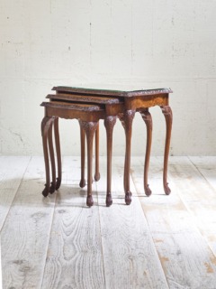 ウォルナットネストテーブル