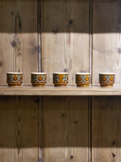 ホーンジーエッグスタンド