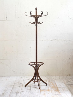 ベントウッドコートスタンド