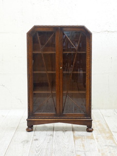 オークキャビネット