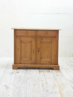 パインサイドボード