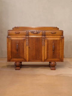 オークサイドボード