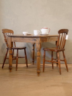 パインテーブル