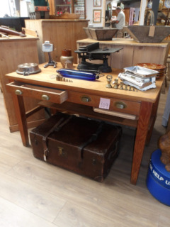 パインテーブル