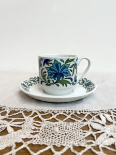 ミッドウインターカップアンドソーサー