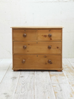 パインチェスト