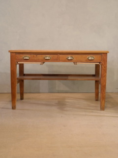 パインテーブル