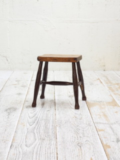 アンティークスツール