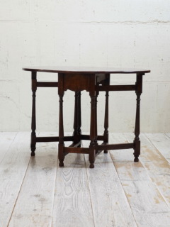 オークゲートレッグテーブル