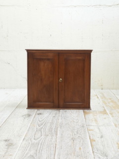 キャビネット／カップボード [アンティークパイン]の一覧 | THE PENNY