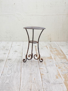 フレンチガーデンテーブル