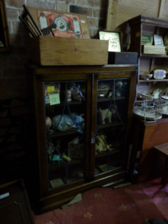 オークキャビネット