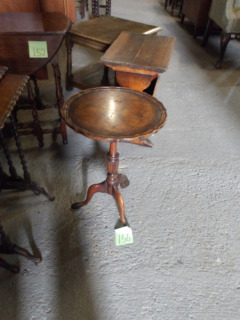 ウォルナットワインテーブル