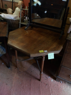 オークオケージョナルテーブル