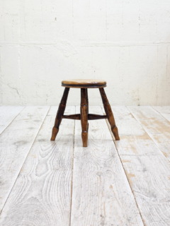 アンティークスツール