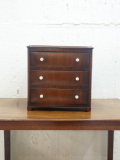 マホガニースモールチェスト