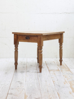 パインテーブル