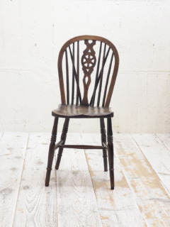 ホイールバックチェア