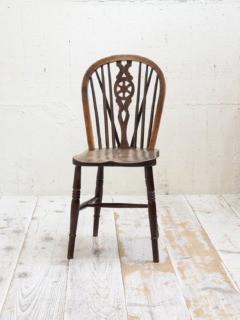 ホイールバックチェア