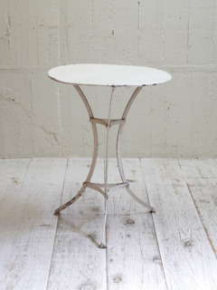 フレンチガーデンテーブル