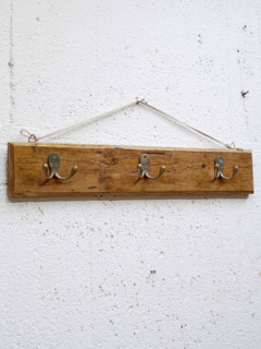 パインフックボード