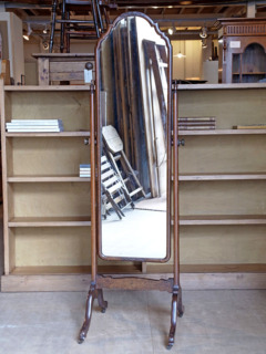 ウォルナットスタンドミラー