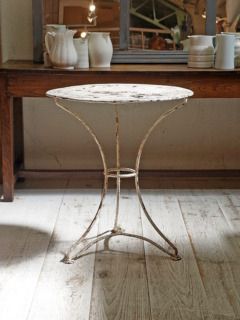 フレンチガーデンテーブル